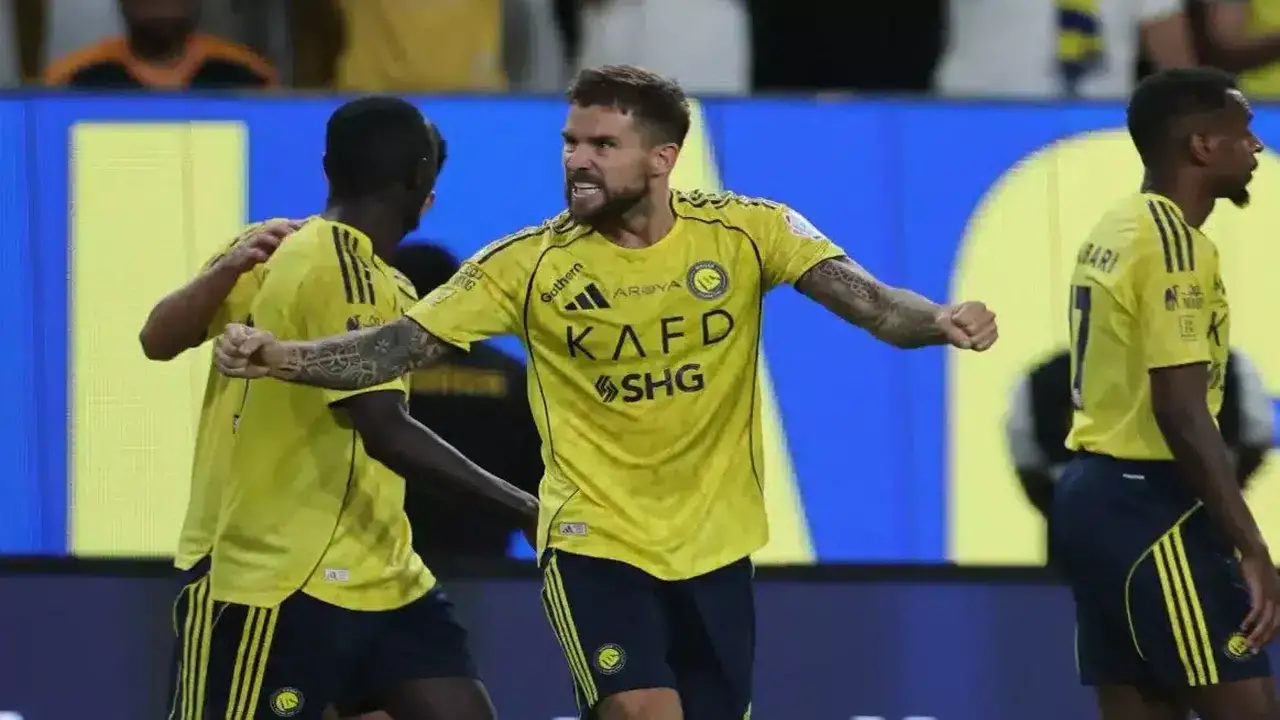 رونالدو يقود الهجوم.. تشكيل النصر لمواجهة التعاون في الجولة 18 بالدوري السعودي